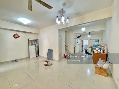 2.5-sty Terrace House @ Taman Megah 2 Freehold Gated & Guarded