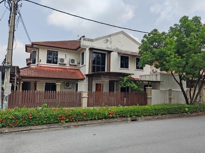 CORNER LOT, 5 room, RENOVATED, 2 storey, Bayu Damansara, Seksyen 11, Kota Damansara