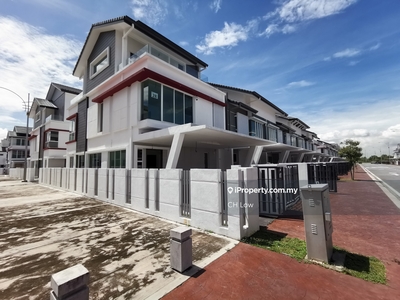 Cyberjaya Selangor Completed New 3 Storey Linked House For Sale