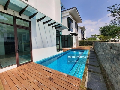 Fera Presint 8 Putrajaya For Rent 3 Stry Twin Villas P.Furnish Corner