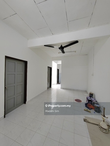 For Rent - Jln Bintang 7 Senai Singke Storey Terrace