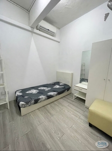 Foreigner Perferred Room For Rent 5mins to LRT ss15 iLIve Hostel Single-Room