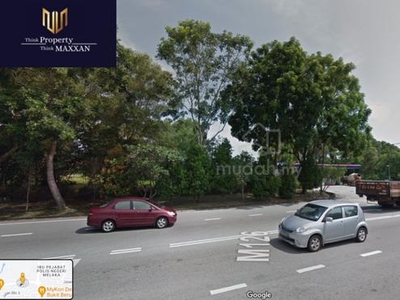 Freehold Commercial Land Bukit Beruang Behind Manroad