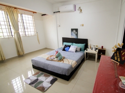 Fully Furnished Master bedroom for rent at PJS 7 Attached with bathroom