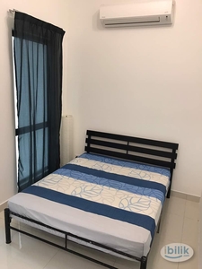 Fully Furnished Middle Bedroom at 8 Kinrara Eight Kinrara Condo, Bandar Kinrara BK5 LRT Station