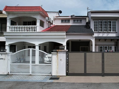 FULLY RENOVATED DOUBLE STOREY TERRACE HOUSE