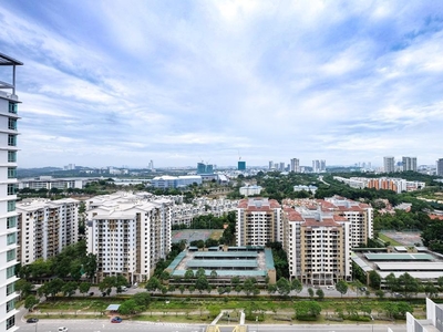 High Rental Demand 1 Bedroom Unit End Lot at Solstice Pangaea Condominium Serviced Residence Cyberjaya Selangor for Sale