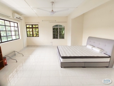 Low Deposit | Master Bedroom @ Damansara Jaya | NO SHARE ROOM