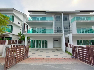 NEW HOUSE MODERN LOOK BIG SPACIOUS Semi Detached House for Sale at 1080 Residence Kajang Selangor untuk Dijual
