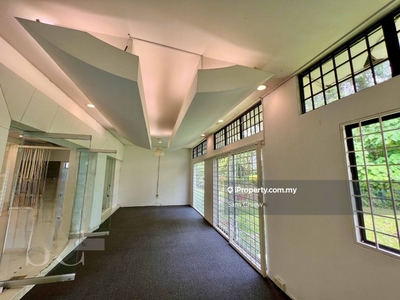 Renovated Bungalow 8,000sf la in Lorong Timur, pj