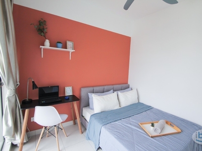 [UPM Students Look Here!!!] Middle Room with Window and AC for Rent at Astetica Residences, Seri Kembangan