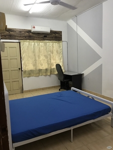 USJ Budget Room For Rent Near LRT SS15 With Attach Bathroom Aircon Middle-Room