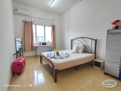 USJ Budget Room For Rent Near LRT SS18 With Attach Bathroom Aircon Middle-Room