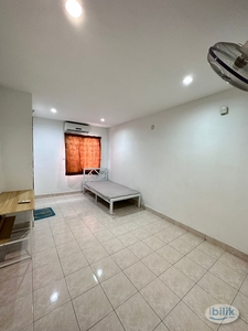 with Attached Bath Room Near Jalan Wawasan 3/9 wws #10 As/M1/A
