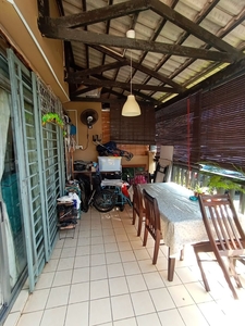 with Extra Land Lower Ground Floor House with Balcony at D'Rimba Kota Damansara Selangor For Sale