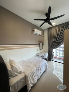 Zero deposit Austin Regency Johor Bahru fully furnished room for rent
