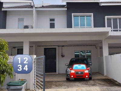 2 Storey Terrace Taman Iringan Bayu (Pastura Type), Seremban Ready to Move in Available Fo Rent