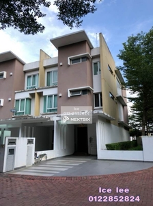 Aqua Villa Seksyen 7 Shah Alam TOWN HOUSE FOR SALES!715K!! Negotiate!!
