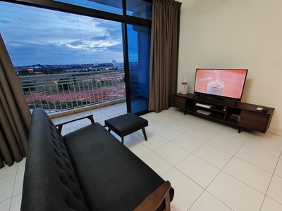 For Rent: Seri Austin Residence Exclusive 2+1 Rooms Apartment