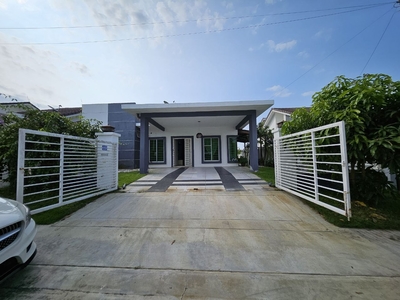Semi-Detached House @ Taman Nusari Bayu 1, Bandar Sri Sendayan, Seremban, Negeri Sembilan, NON-BUMI, FREEHOLD @520k NEGO !