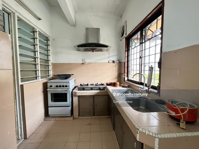 2 Storey Intermediate Terrace House @ Taman Putra Indah For Sale
