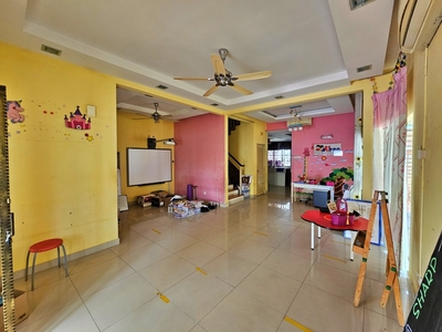BK9 Bandar Kinrara Puchong Selangor 2 Storey Corner House For Sale