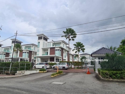 Brand New 2.5 Storey Bungalow & Semi-D at Puchong with New Package