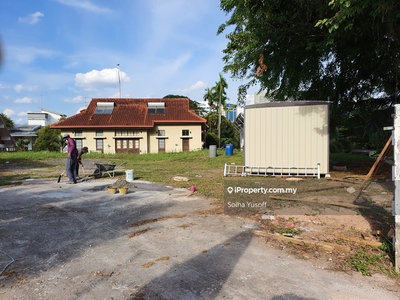 Bungalow with big land in Ampang