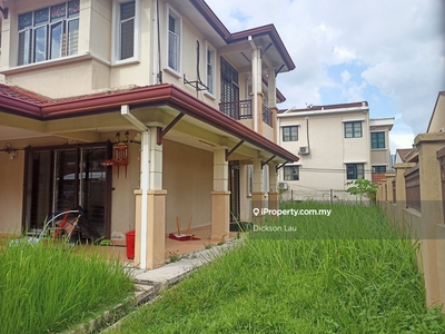 Double storey end lot house with land