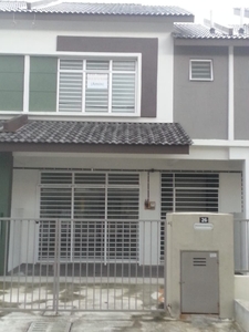 Double Storey House Salak Tinggi Sepang Taman Intan Baiduri Bebas Banjir, Jalan Kaki Ke Surau House For Sale