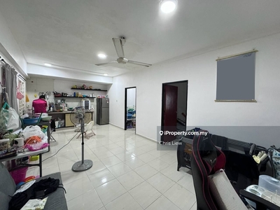 Embassy Suites Duta Impian price reduced! Good in condition unit