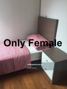 Female room renting kl sentral