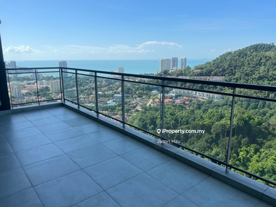 Intensively renovated furnished with theater room, gym, seaview unit