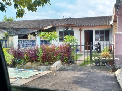 Low Cost Unit, Single Storey Terrace, Taman Raja Musa, Kuala Selangor