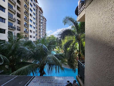 Low Level , Facing Swimming Pool Kristal Villa Condominium Kajang For Sale