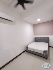 Room for rent at Paragon suite @ near CIQ JB