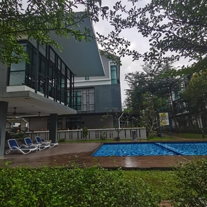 The Park Bukit Serdang Villas for Sale