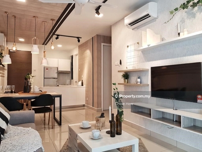 Linked LRT 2 Bedroom Unit With Balcony Fully Furnished