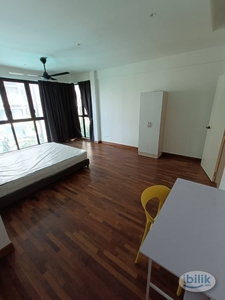 5 Mins driving distance to Hospital Shah Alam with Low Deposit ❗ Master Room Rent at I-Residence Shah Alam near to UiTM Shah Alam, Central I-City ma