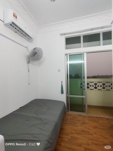 RENT Zero deposit!! Room for rent Located Kota Kemuninng, Shah Alam