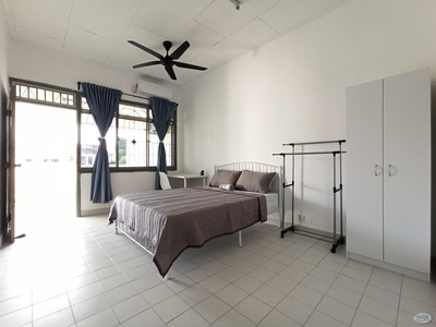❤️ Taman Pelangi Fully Furnished Medium Room with Balcony