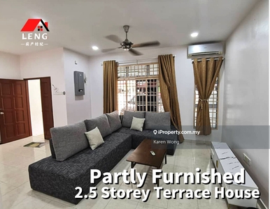 2.5 Storey Terrace House @ Fully Gated & Guarded House