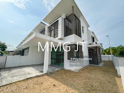 Bandar Bukit Raja 32x75 2 storey house Endlot for sale