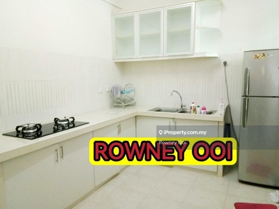 Bayswater 1313sf with 4room Lower floor For Rent
