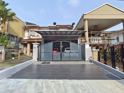 Beautifully Renovated 2 Storey Terrace Taman Puncak Jalil in Seri Kembangan