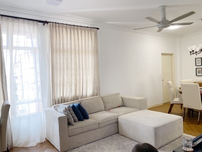 Elaeis 2 Condominium @ Bukit Jelutong, Shah Alam for SALE, Nice Reno & Move In Condition