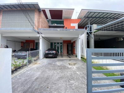 For Sale Fully Furnished & Renovated 2 Storey Superlink Desaville in Meru Klang