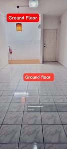 Ground floor corner unit