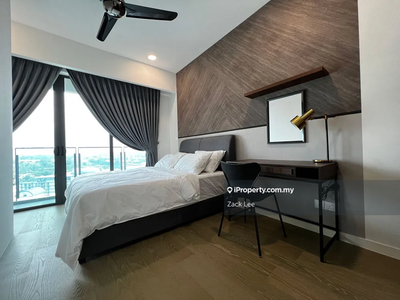 New clean fully furnished comfortable master room@ the ooak mont kiara