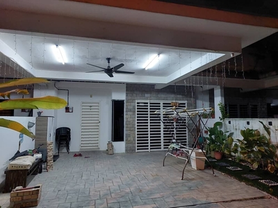 Renovated Fully Furnished Double Storey Terrace House Bukit Saujana Sungai Buloh For Rent